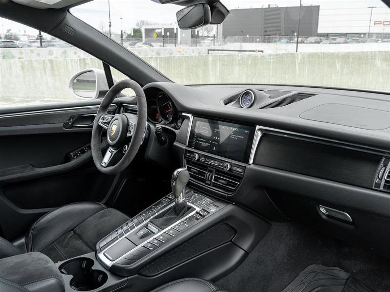 2020 Porsche Macan GTS AWD Sport Chrono Pkg Heated Multifunction GT S Photo
