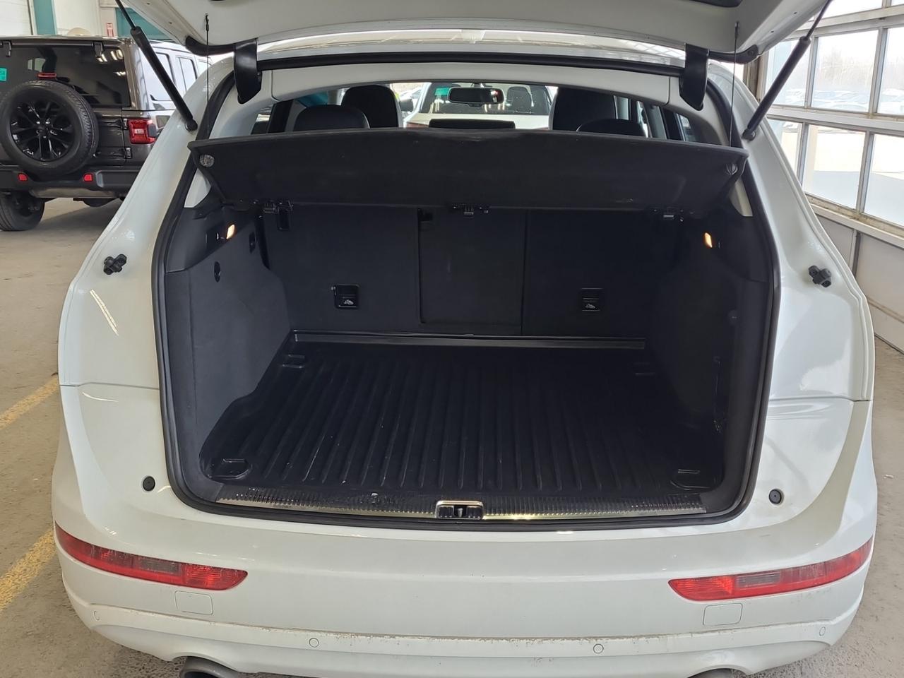 2017 Audi Q5 No Accidents l Tecknik l 2.0TFSI l 4Cyl l Navi l Photo