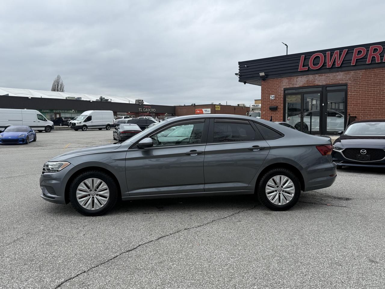 2019 Volkswagen Jetta Comfortline l 6 Speed Manual l 1.5L l 4Cyl l FWD l Photo