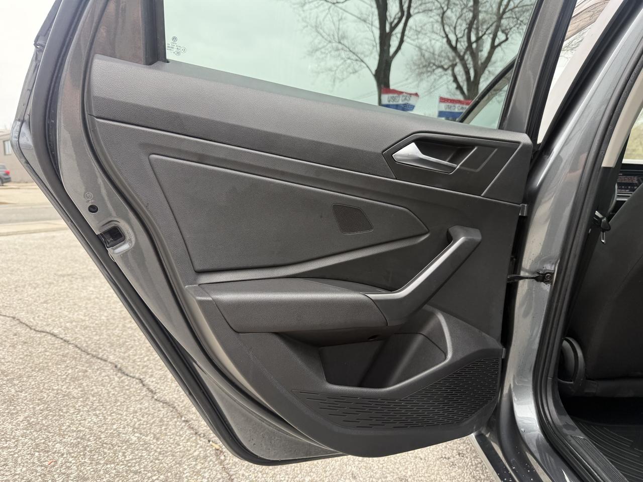 2019 Volkswagen Jetta Comfortline l 6 Speed Manual l 1.5L l 4Cyl l FWD l Photo