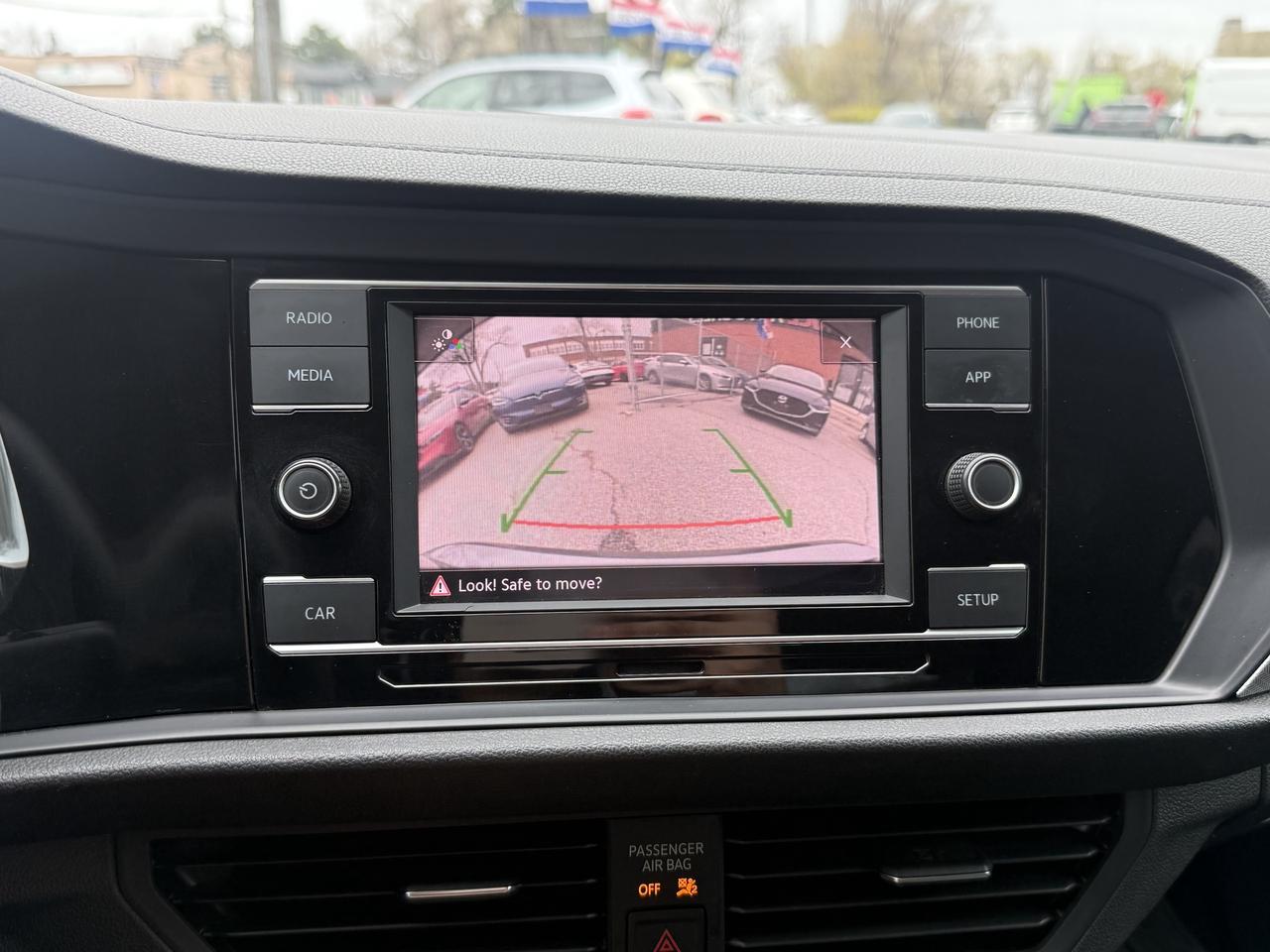 2019 Volkswagen Jetta Comfortline l 6 Speed Manual l 1.5L l 4Cyl l FWD l Photo