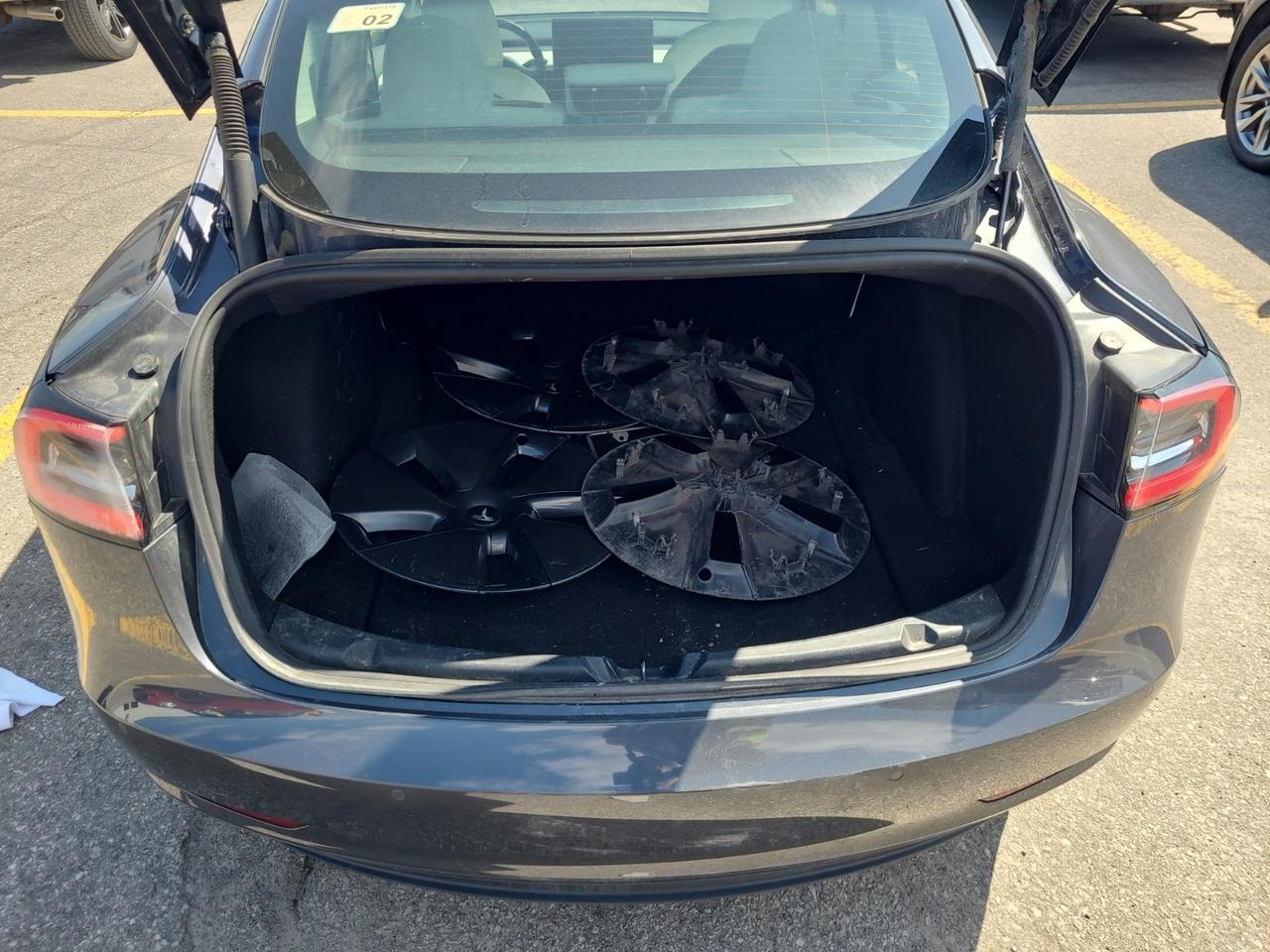 2022 Tesla Model 3 Standard Range l RWD l LFP Battery l FSD Comp 3 Photo