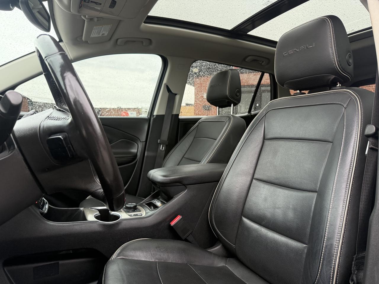 2020 GMC Terrain No Accidents l Denali l AWD l 4Cyl l Fully Loaded Photo