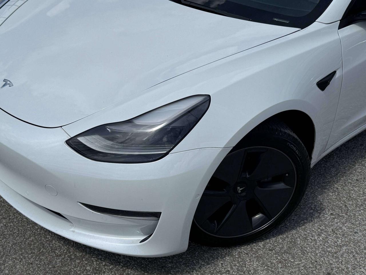 2021 Tesla Model 3 Standard Range Plus l RWD l AeroCaps l Charger Inc Photo