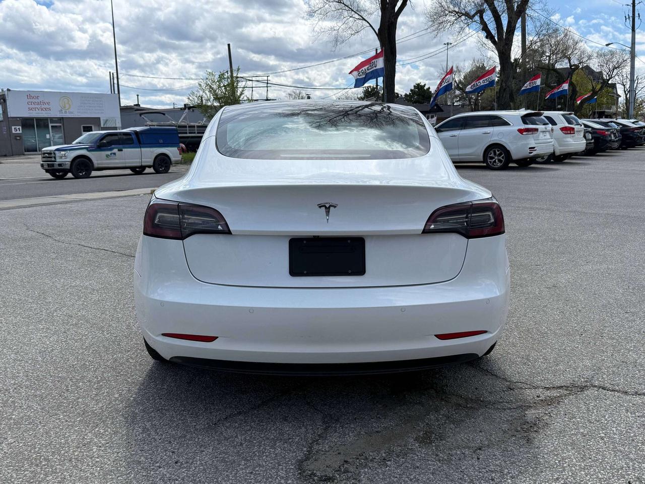 2021 Tesla Model 3 Standard Range Plus l RWD l AeroCaps l Charger Inc Photo