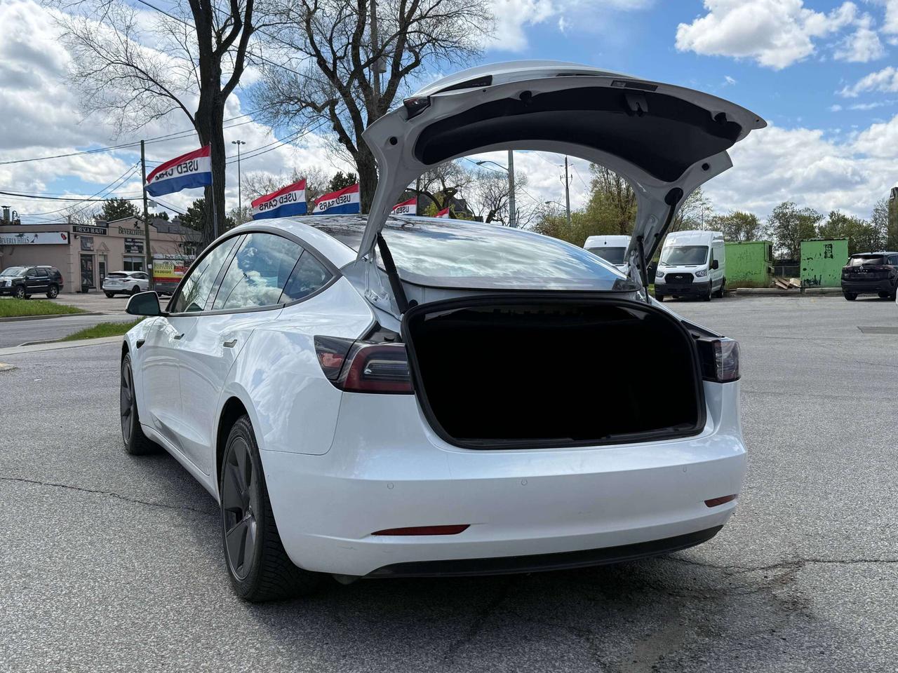 2021 Tesla Model 3 Standard Range Plus l RWD l AeroCaps l Charger Inc Photo