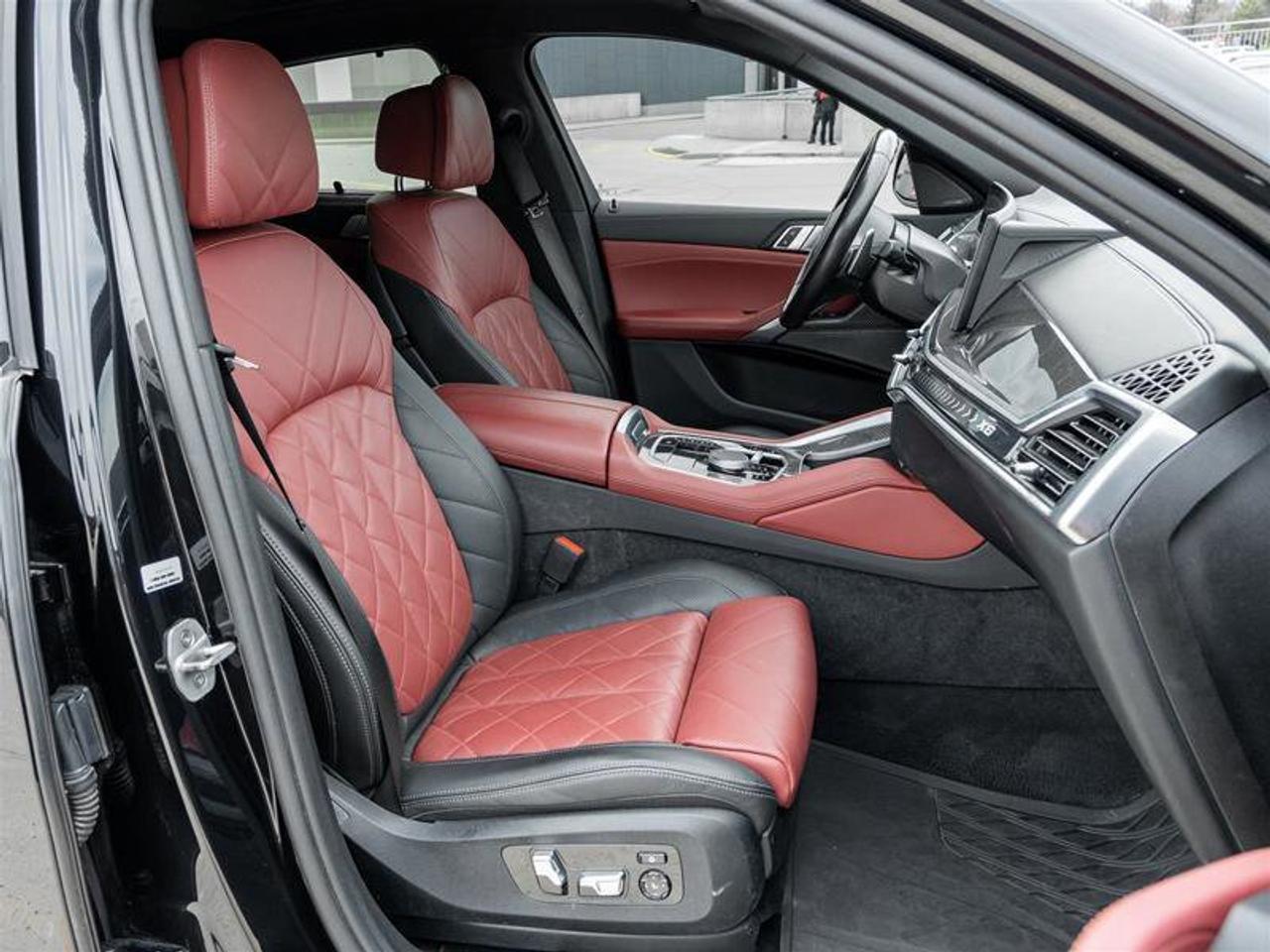 2024 BMW X6 xDrive40i Premium Enhanced Pkg M Sport Pro Pkg Fro Photo