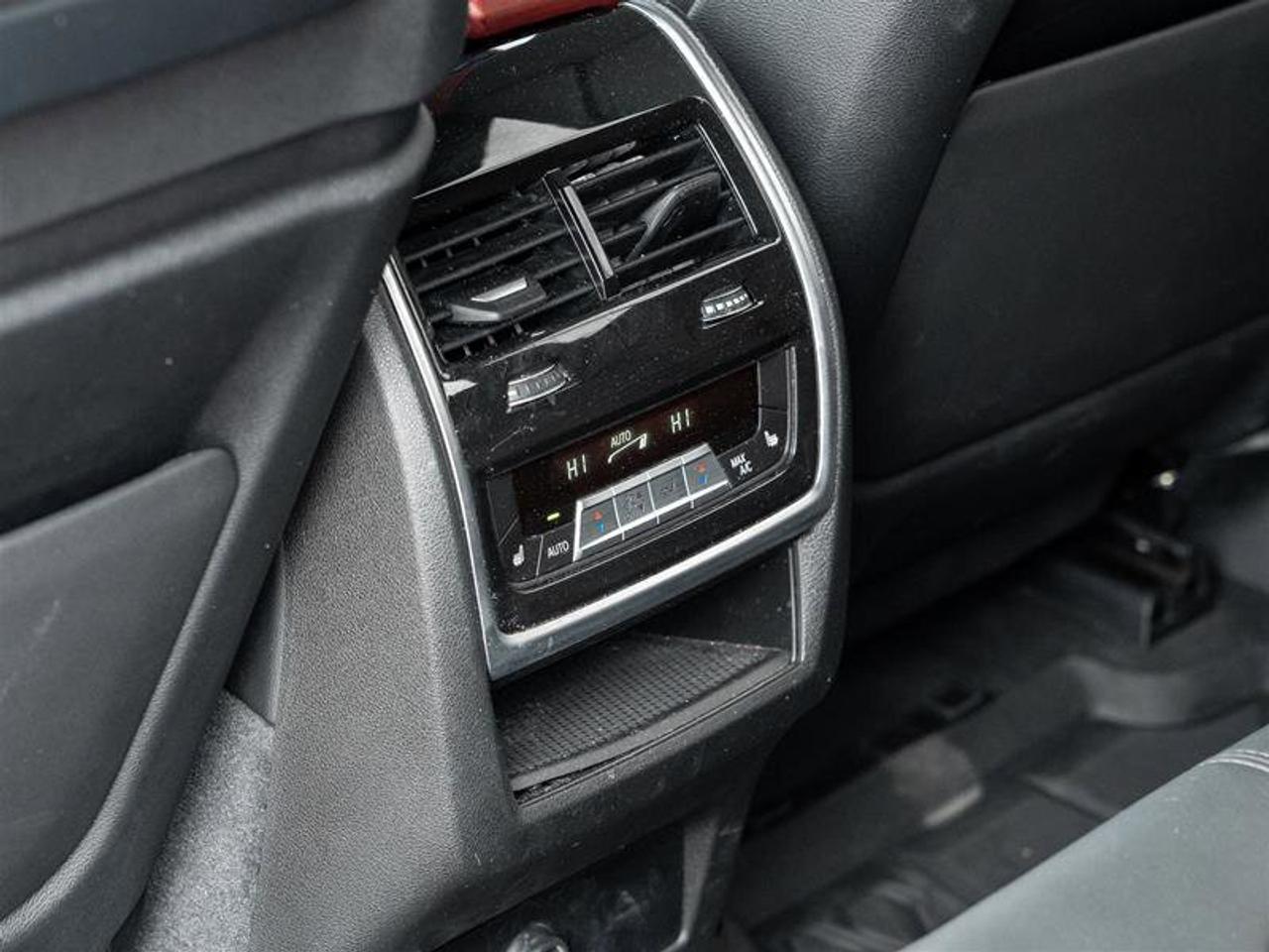2024 BMW X6 xDrive40i Premium Enhanced Pkg M Sport Pro Pkg Fro Photo