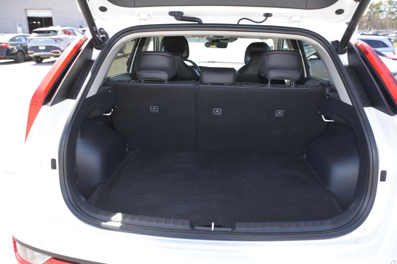 2023 Kia Niro EV Premium FWD Photo