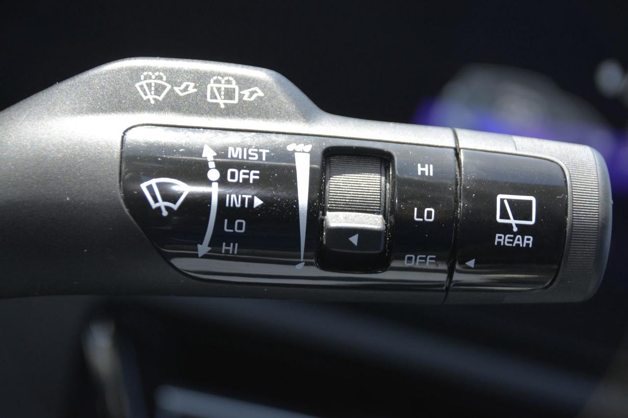 2023 Kia Niro EV Premium FWD Photo