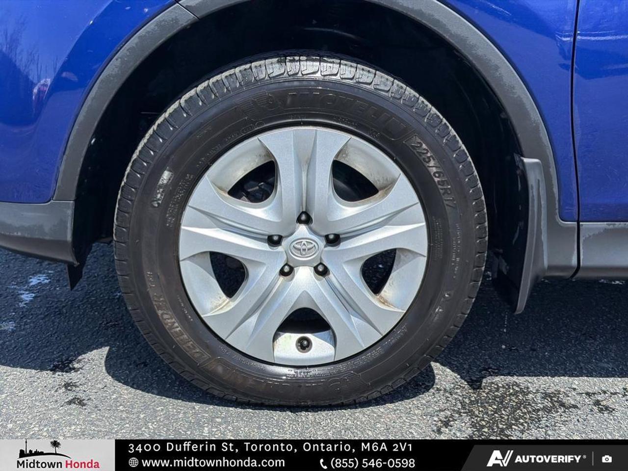 2015 Toyota RAV4 ONE OWNER I NO ACCIDENTS I ALL WHEEL DRIVE Photo