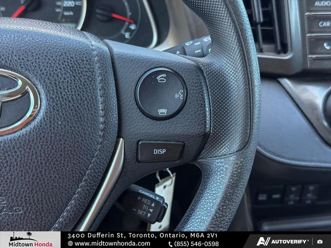2015 Toyota RAV4 ONE OWNER I NO ACCIDENTS I ALL WHEEL DRIVE Photo