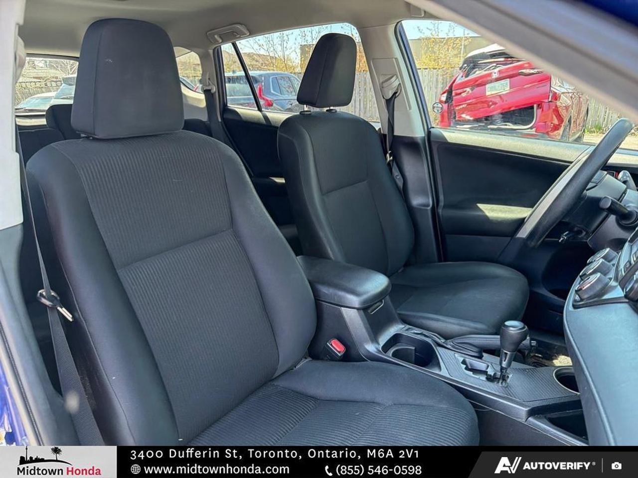 2015 Toyota RAV4 ONE OWNER I NO ACCIDENTS I ALL WHEEL DRIVE Photo
