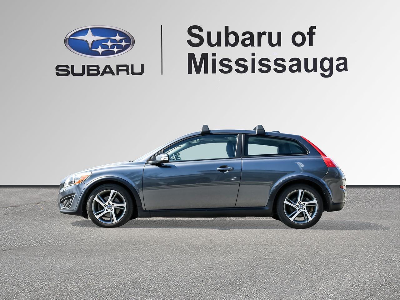 2013 Volvo C30 T5   HEATED SEATS   DUAL CLIMATE CONTROL   AS IS Photo2