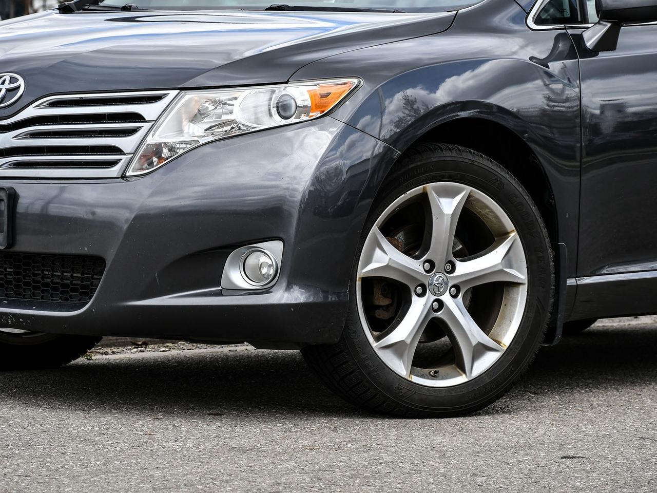 2011 Toyota Venza XLE   CLEAN CARFAX   25 SERVICE   2SET TIRE   ASIS Photo