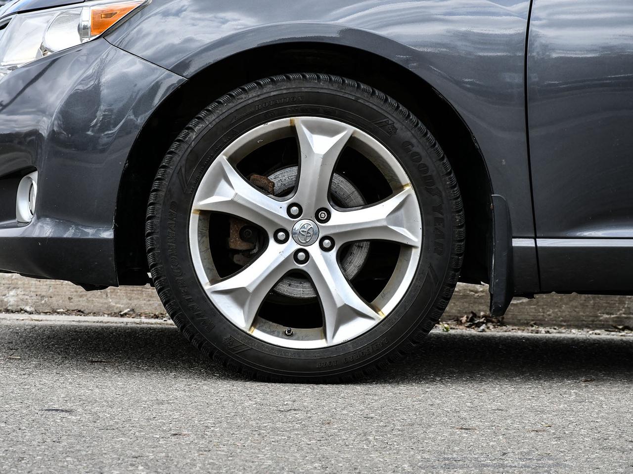2011 Toyota Venza XLE   CLEAN CARFAX   25 SERVICE   2SET TIRE   ASIS Photo