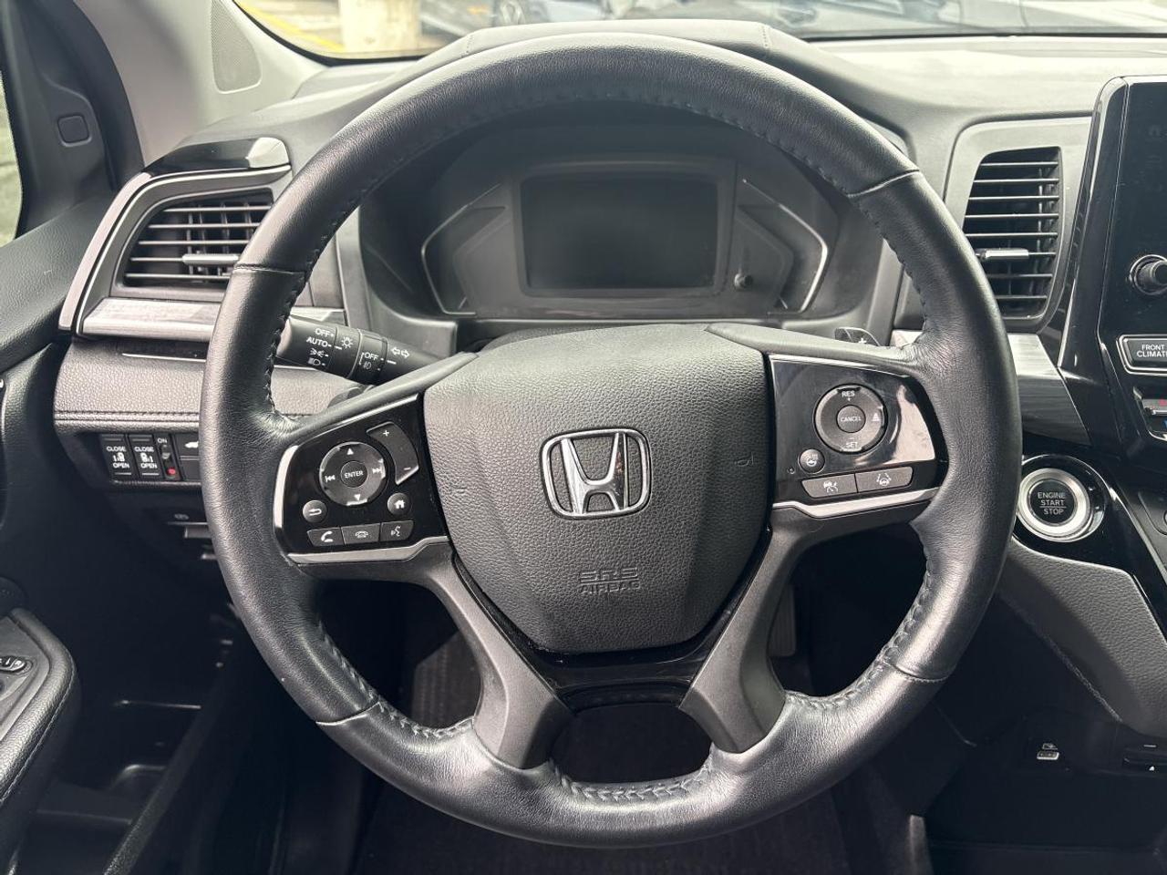 2022 Honda Odyssey Touring Photo