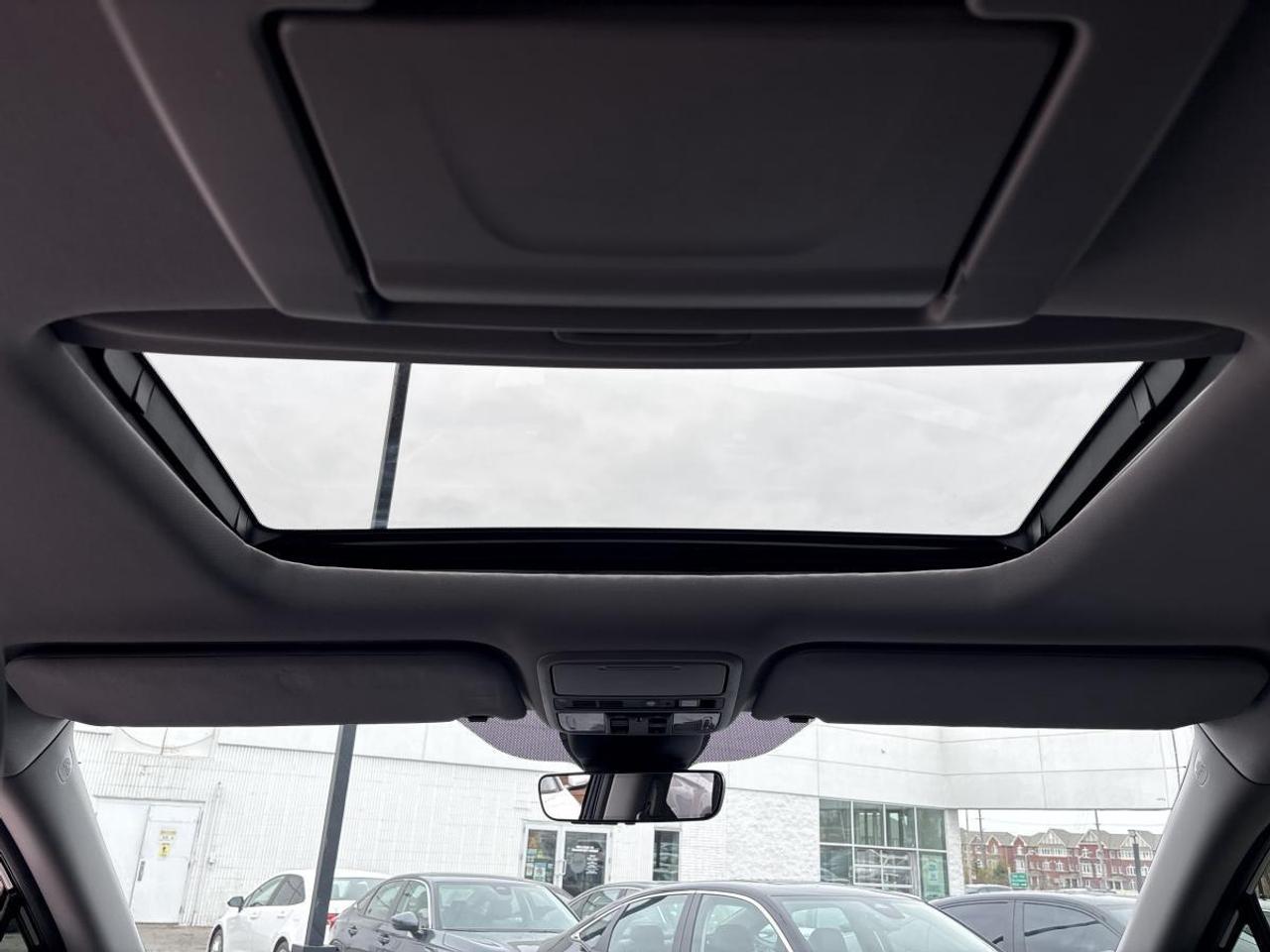 2022 Honda Odyssey Touring Photo