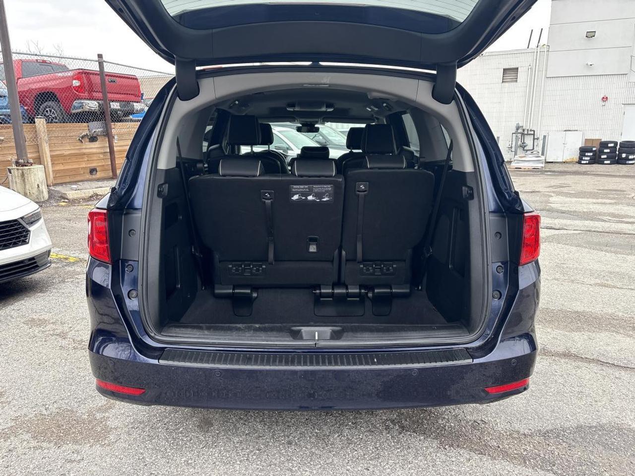 2022 Honda Odyssey Touring Photo