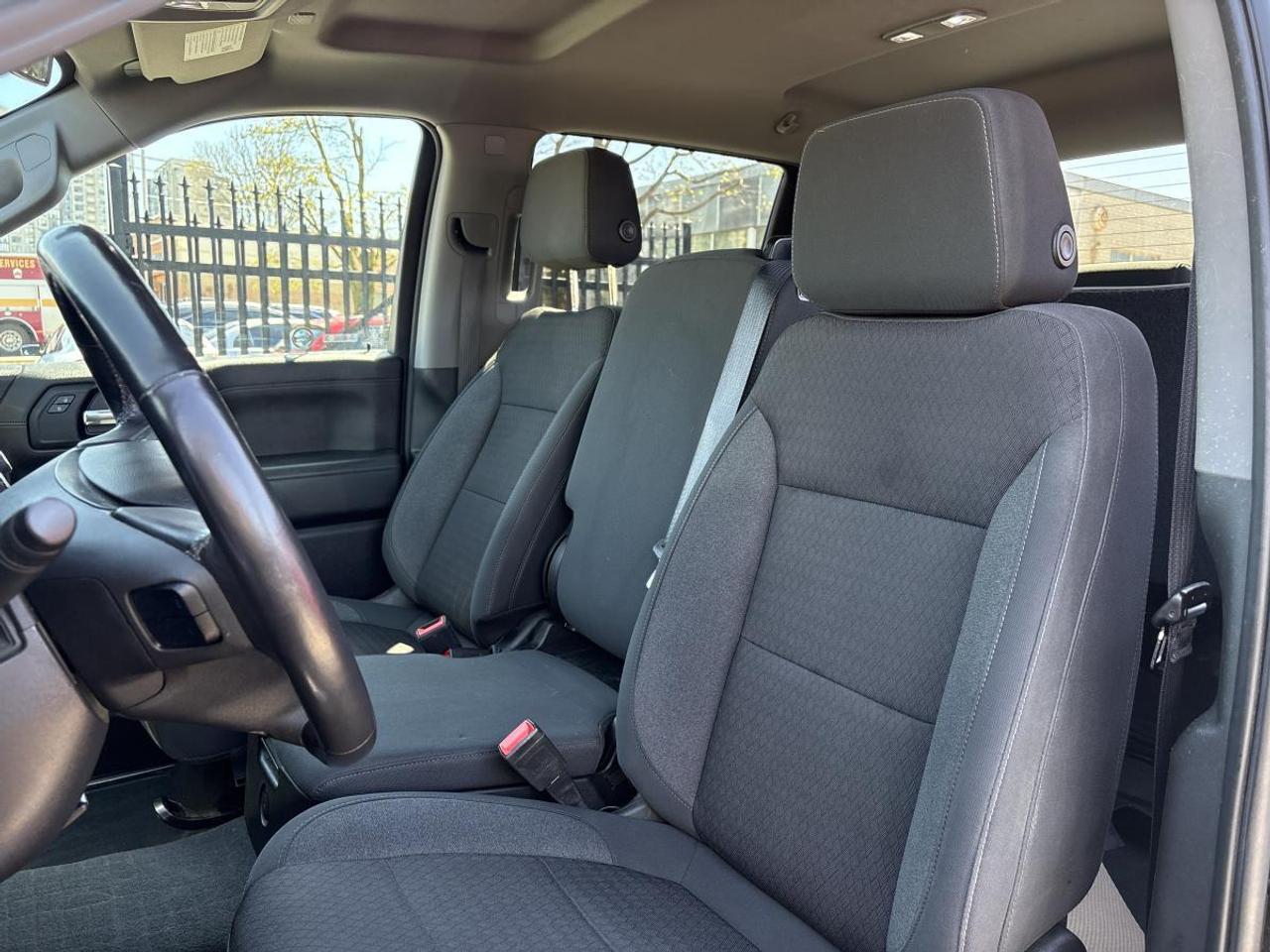 2022 Chevrolet Silverado 1500 LT Photo