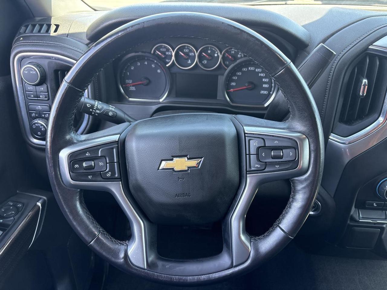 2022 Chevrolet Silverado 1500 LT Photo