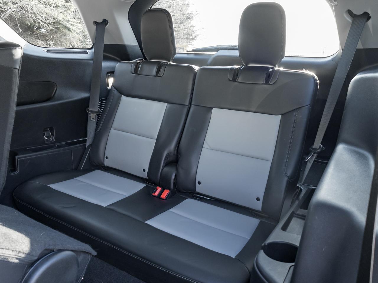 2022 Ford Explorer XLT 4WD, Nav, Camera, Leather, Sunroof Photo