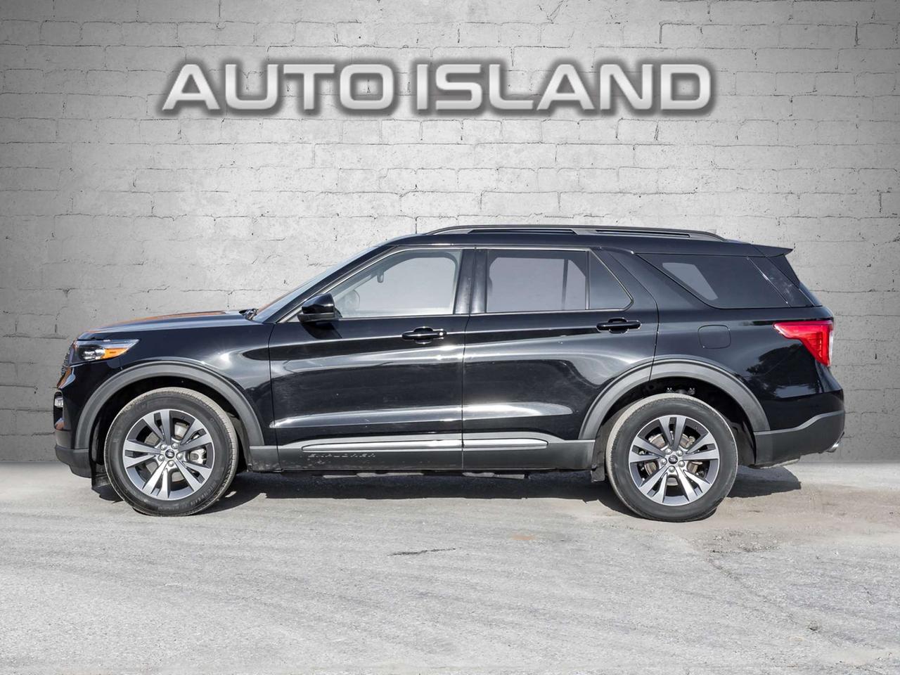 2022 Ford Explorer XLT 4WD -Leather-Pano-Nav-Adapt Cruise-Pwr Tail-Tow Pkg Photo4