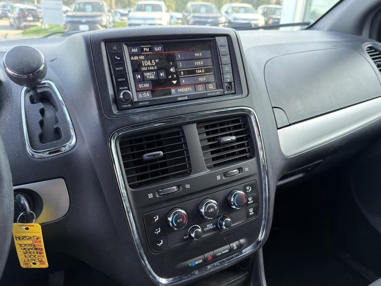 2017 Dodge Grand Caravan 4dr Wgn SXT Photo