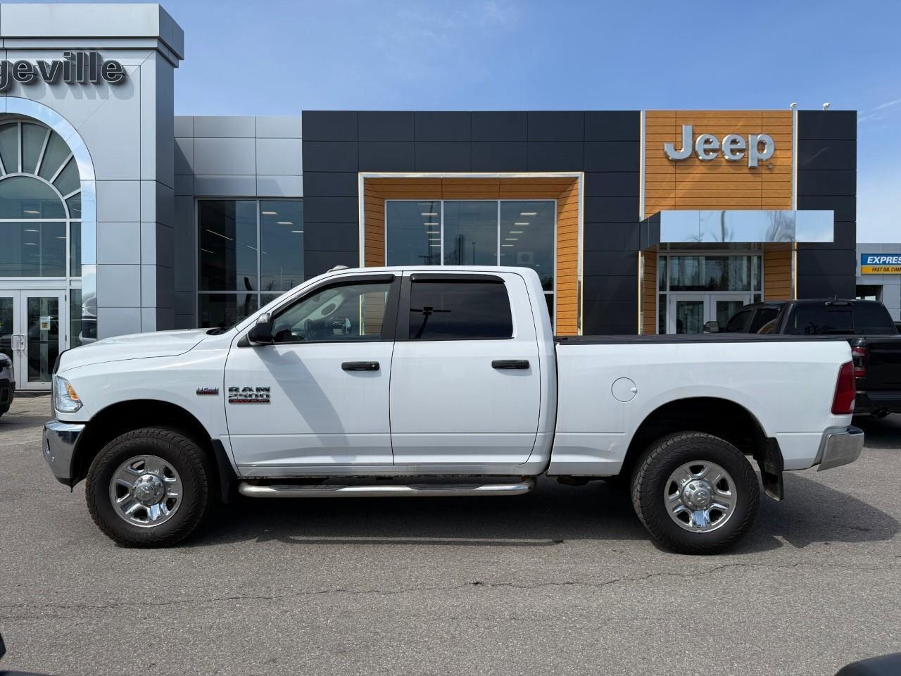 2016 RAM 2500 4WD Crew Cab 149  SLT Photo