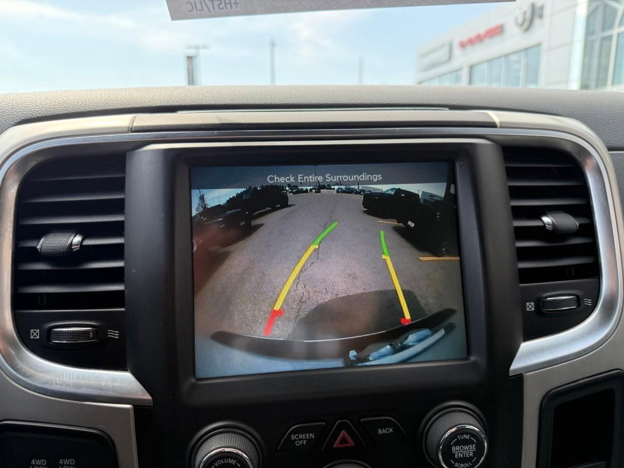 2016 RAM 2500 4WD Crew Cab 149  SLT Photo