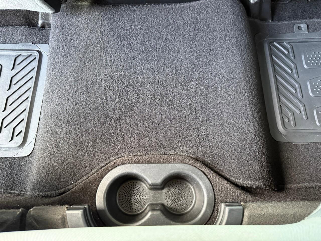 2016 RAM 2500 4WD Crew Cab 149  SLT Photo
