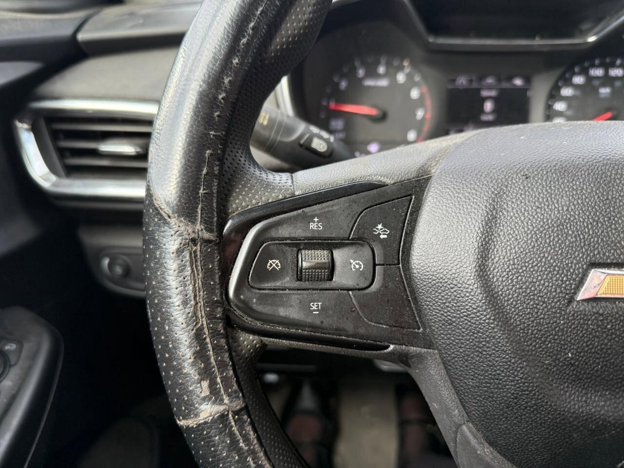 2021 Chevrolet TrailBlazer AWD 4dr LT Photo