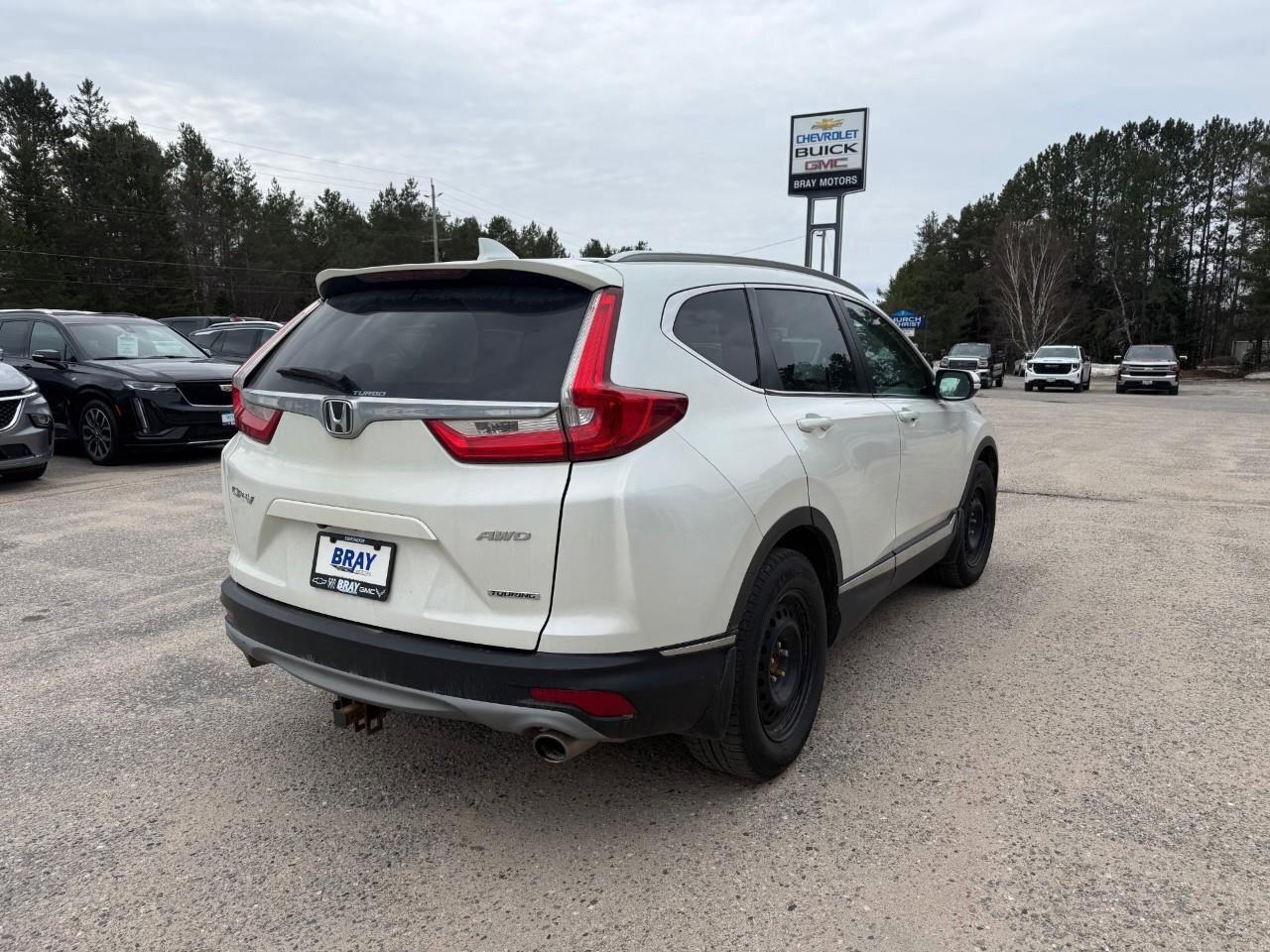 2017 Honda CR-V Touring ALL WEATHER MATS, MOONROOF,  WINTER WHEELS Photo