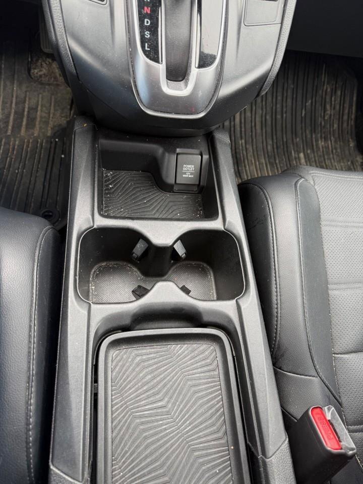 2017 Honda CR-V Touring ALL WEATHER MATS, MOONROOF,  WINTER WHEELS Photo