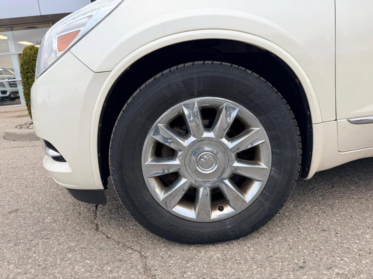 2015 Buick Enclave LeatherLEATHER, 3.6L V6, AWD, 7-PASSENGER, ALLOYS, Photo