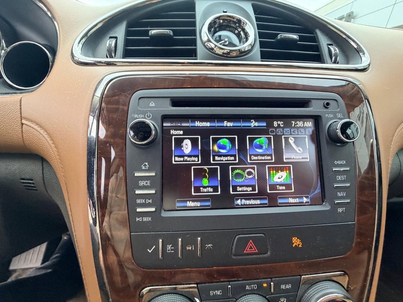 2015 Buick Enclave LeatherLEATHER, 3.6L V6, AWD, 7-PASSENGER, ALLOYS, Photo