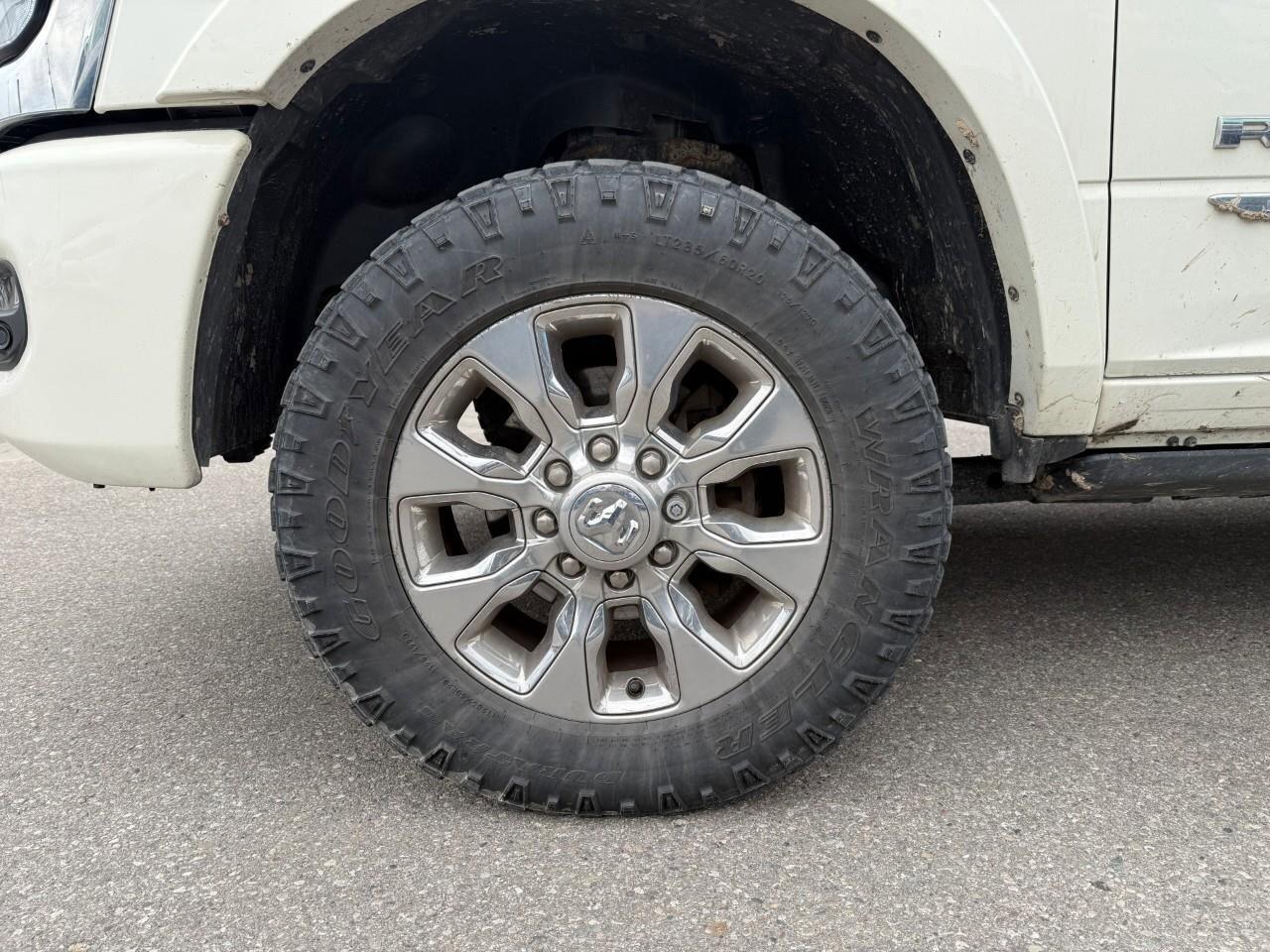 2022 RAM 2500 Limited 4x4 Crew Cab 6'4  Box Photo