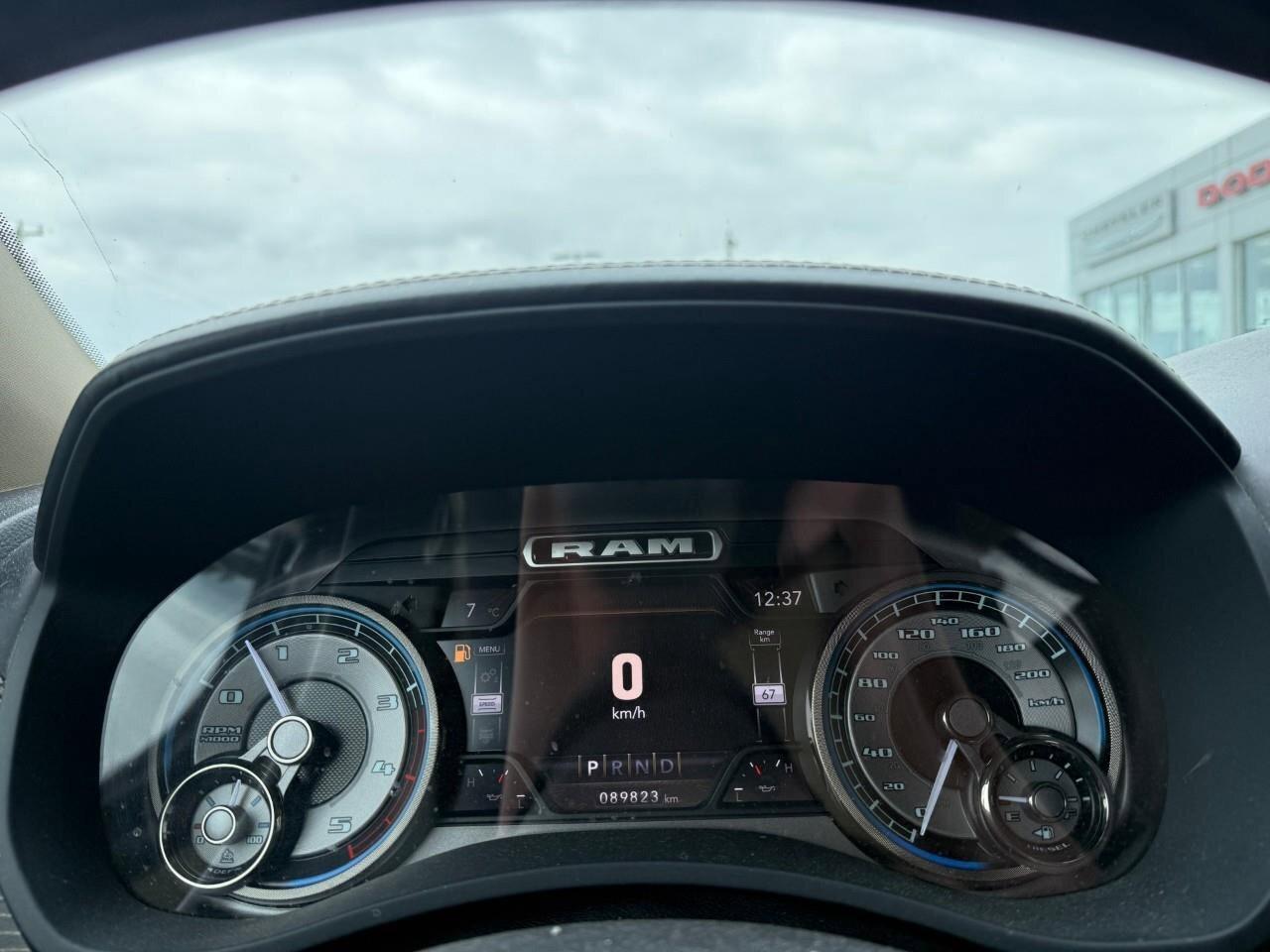 2022 RAM 2500 Limited 4x4 Crew Cab 6'4  Box Photo