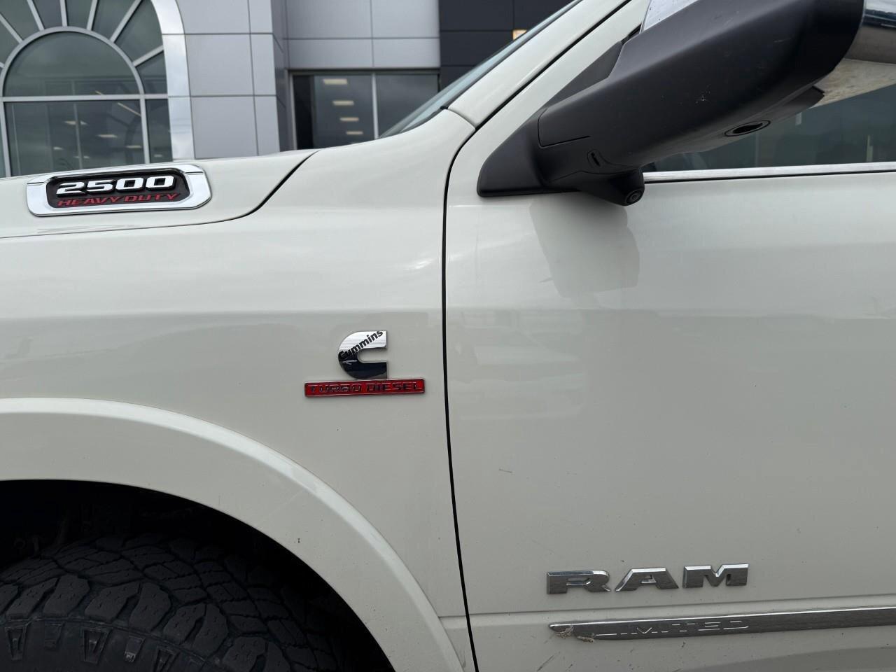 2022 RAM 2500 Limited 4x4 Crew Cab 6'4  Box Photo