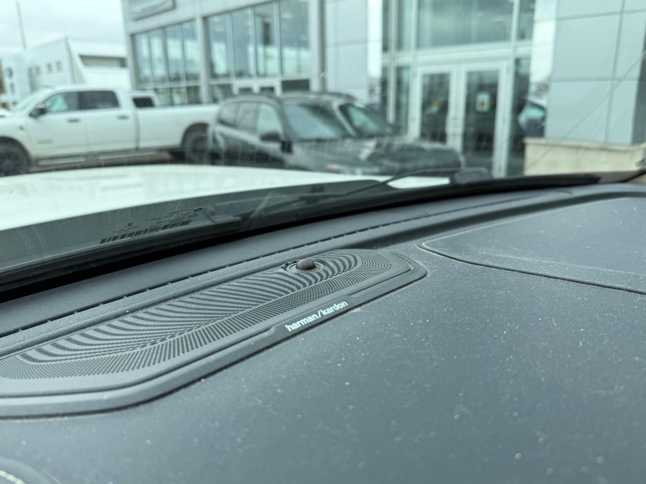 2022 RAM 2500 Limited 4x4 Crew Cab 6'4  Box Photo