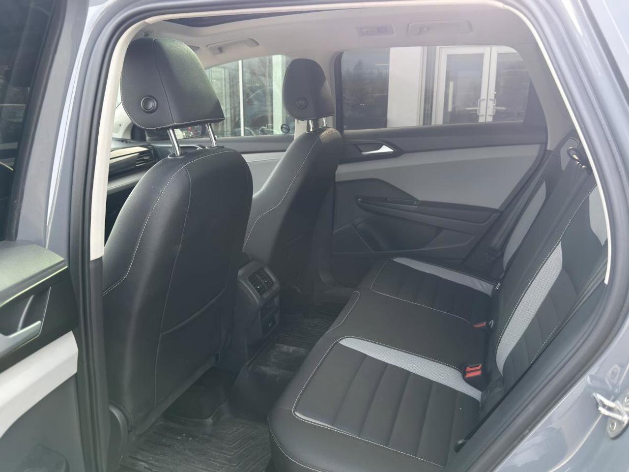 2023 Volkswagen Taos  Photo
