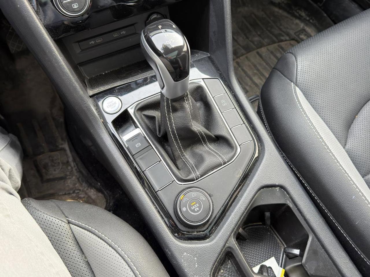 2023 Volkswagen Taos  Photo