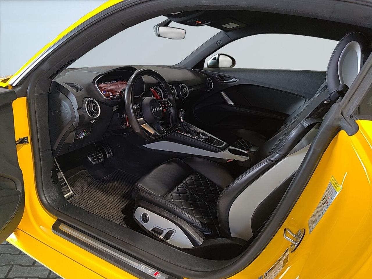 2017 Audi TTS TTS Coupe quattro   Vegas Yellow   Virtual Cockpit Photo