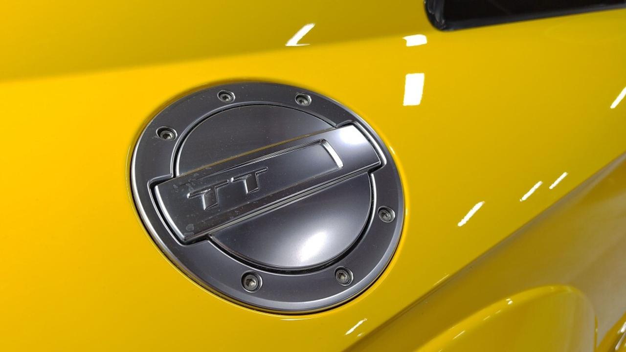 2017 Audi TTS TTS Coupe quattro   Vegas Yellow   Virtual Cockpit Photo