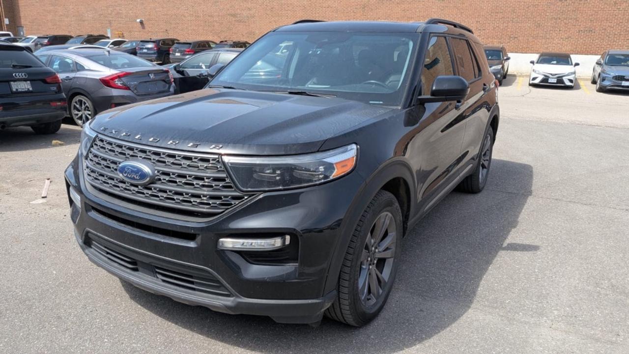 2022 Ford Explorer Sport Appearance w/ Leather   Twin Panel Moonroof Photo
