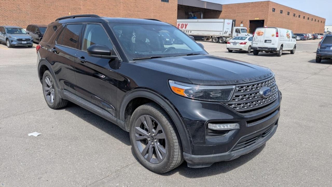 2022 Ford Explorer Sport Appearance w/ Leather   Twin Panel Moonroof Photo