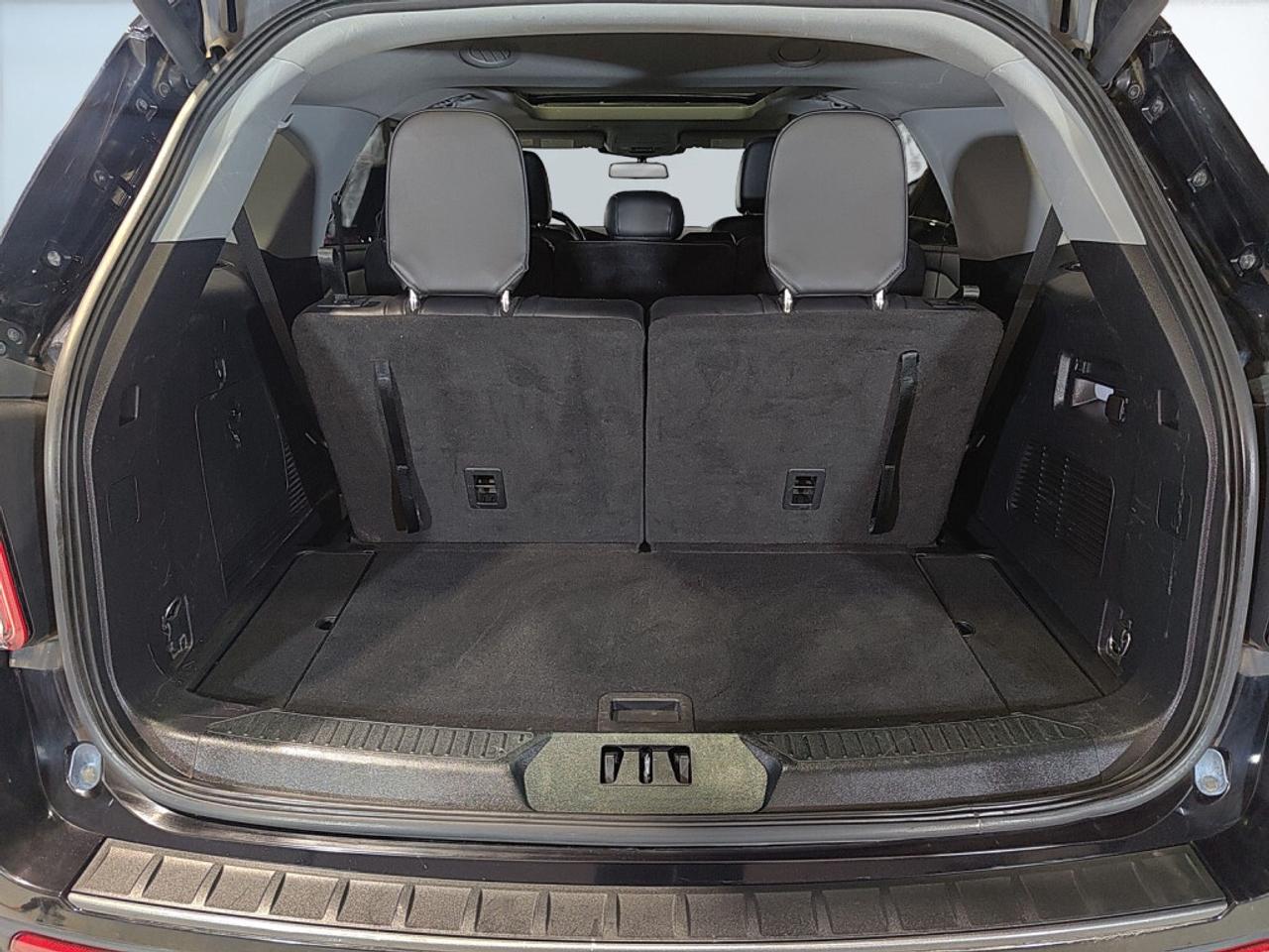 2022 Ford Explorer $7690 Factory Upgrades   Sport Appearance  w/ Leat Photo