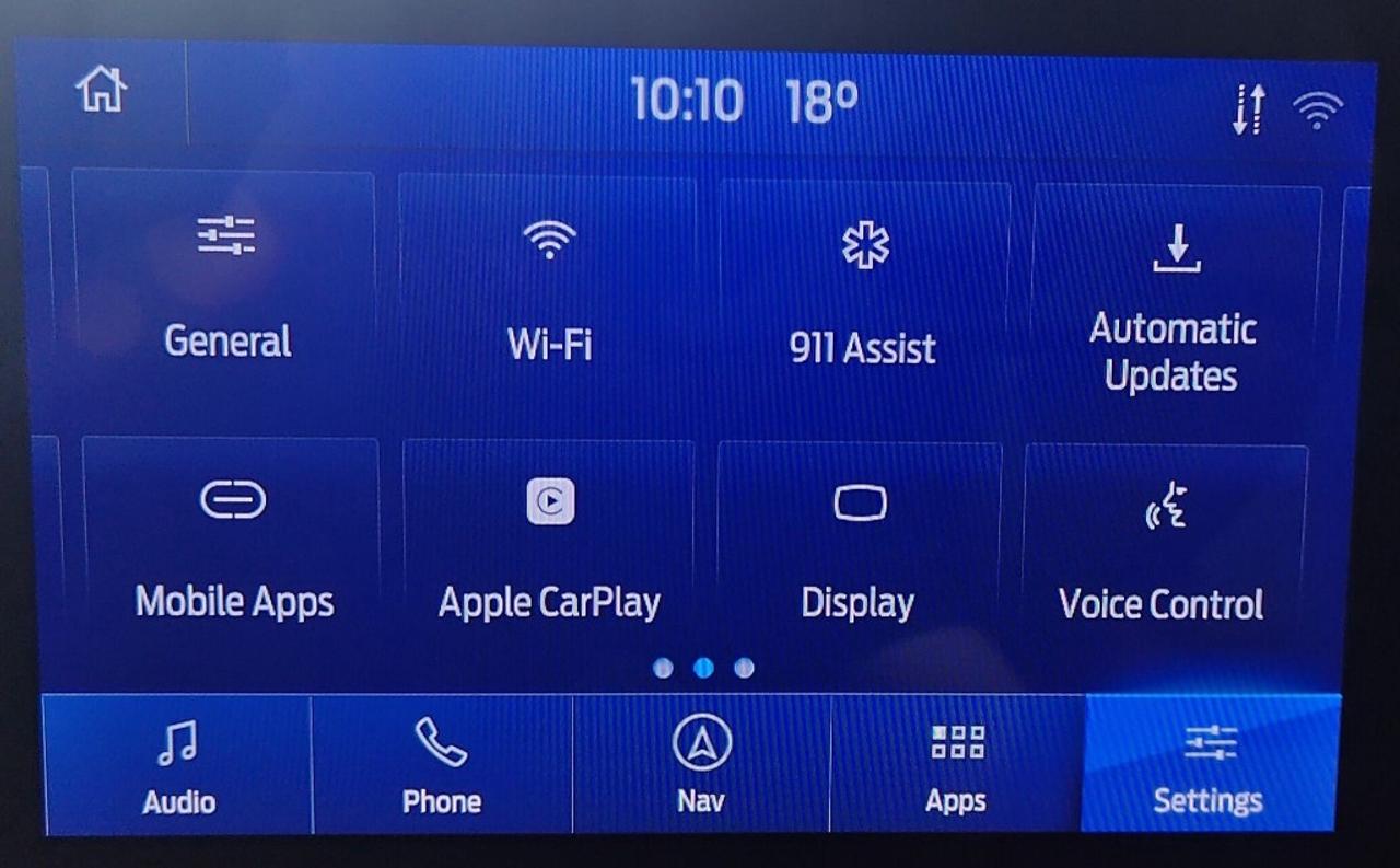 2022 Ford Explorer $7690 Factory Upgrades   Sport Appearance  w/ Leat Photo