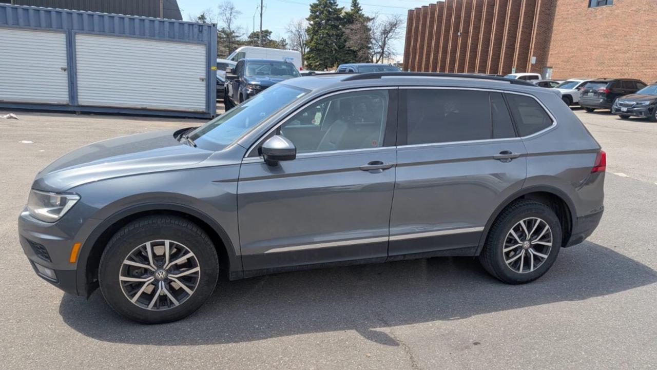 2018 Volkswagen Tiguan 4MOTION 7 Seater/Leather/ Drive Assist/Clean Carfa Photo