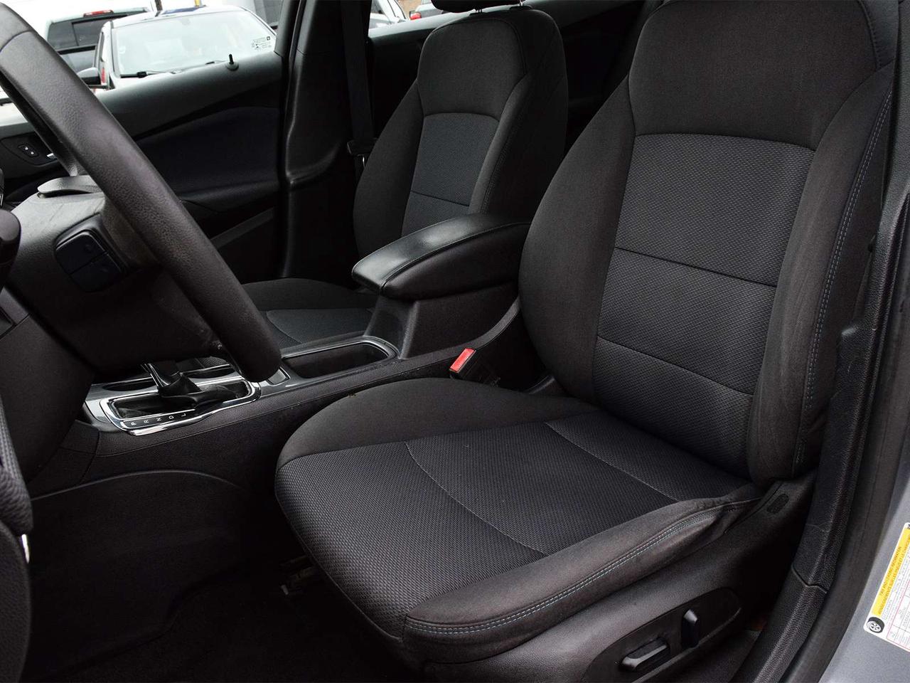 2018 Chevrolet Cruze LT ~Heated Seats ~Bluetooth ~Camera ~Carplay Photo